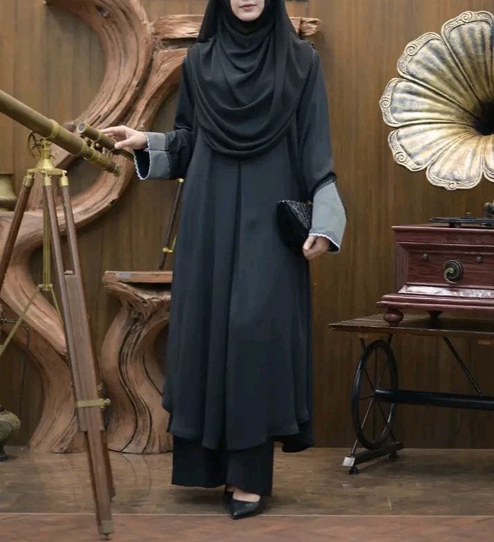 হিজাব ছাড়া বোরকা